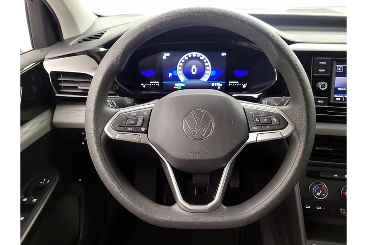 $16998 : Volkswagen Taos 2022 S 4dr S image 10