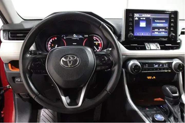 $28998 : Toyota RAV4 2020 AWD Adventu image 8