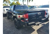 $27990 : Toyota Tacoma 2022 4x2 TRD O thumbnail
