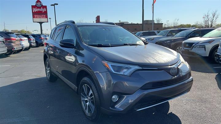 $16890 : PRE-OWNED 2016 TOYOTA RAV4 XLE image 1