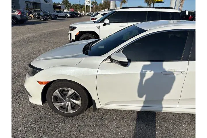 $16838 : Honda Civic 2020 LX 4dr Seda image 8