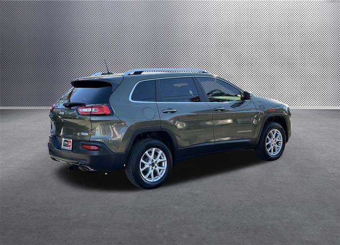 $15207 : 2018 Cherokee Latitude Plus image 7