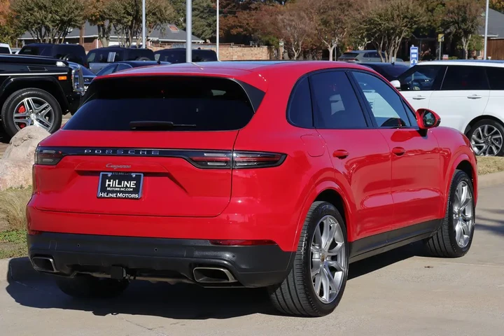 $51998 : 2023 Cayenne image 10
