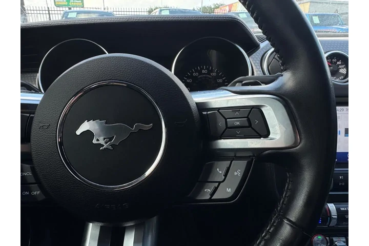 2020 Mustang GT Coupe image 10