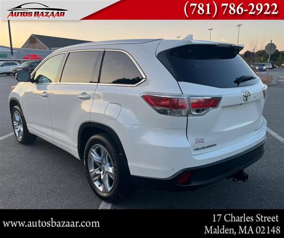 $18500 : Used 2015 Highlander AWD 4dr image 3