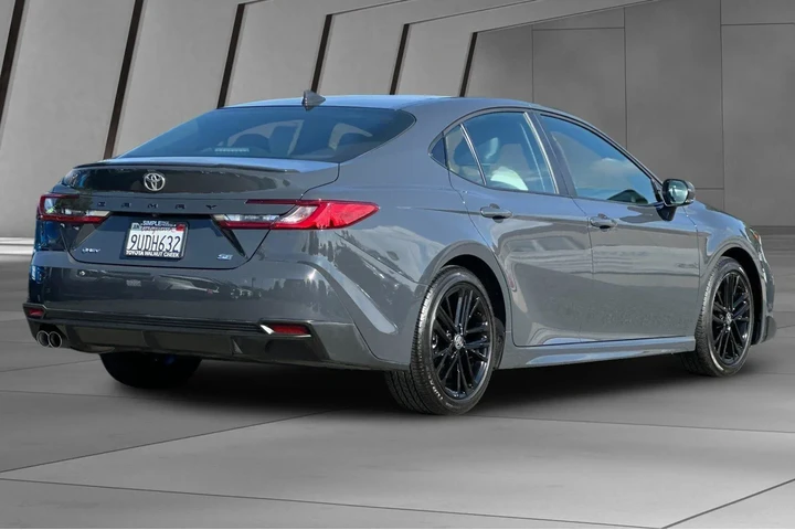 $31000 : Toyota Camry 2025 SE 4dr Sed image 4