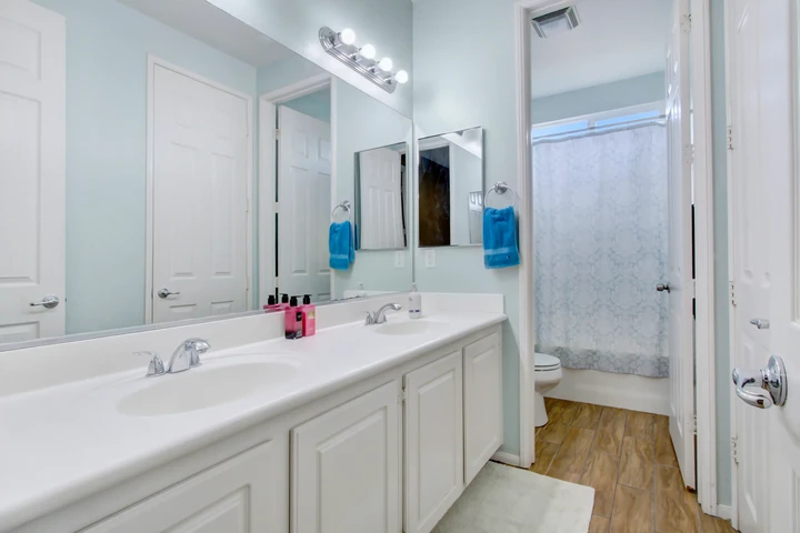 $650000 : CASA DE VENTA EN MOVAL image 10
