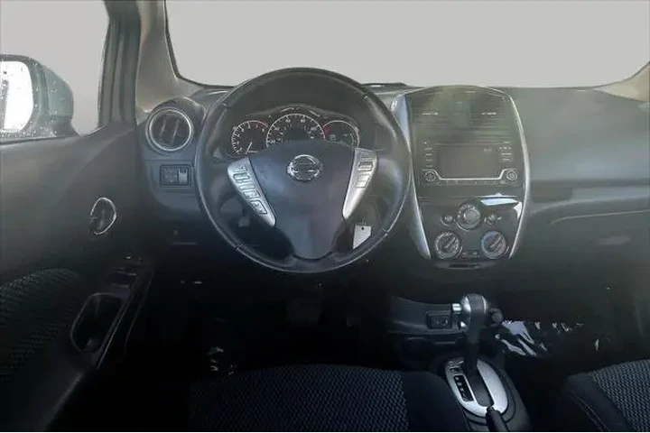 $7028 : Nissan Versa Note 2017 SV 4d image 2