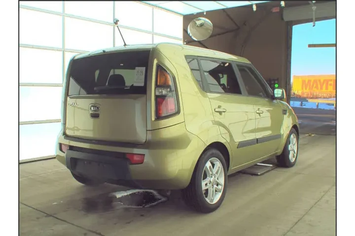 2011 Soul + image 4
