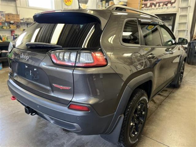 $26900 : 2021 Cherokee Trailhawk image 6