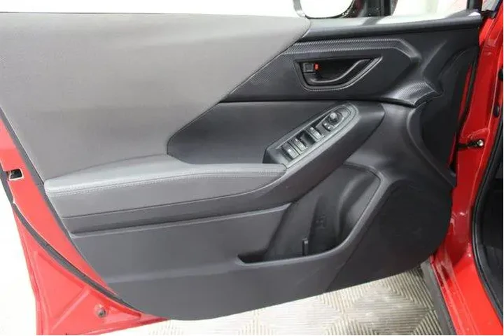 $27983 : Subaru Crosstrek 2024 AWD Pr image 6