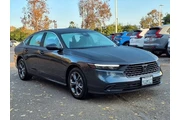 $24475 : Honda Accord 2023 EX 4dr Sed thumbnail