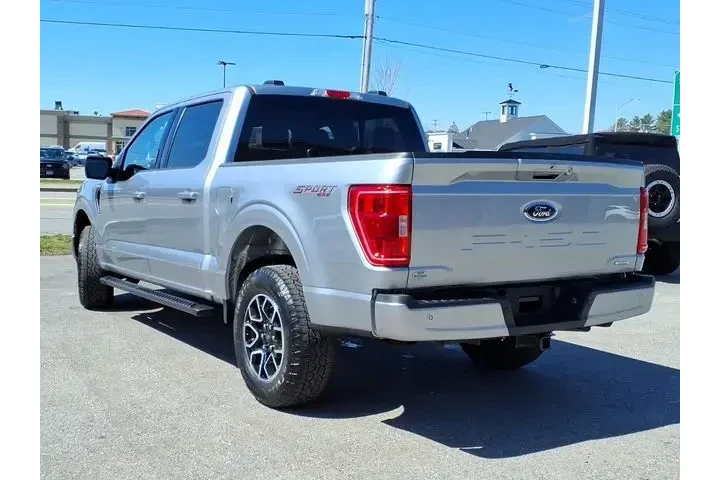 $39839 : Ford F-150 2023 4x4 XLT 4dr image 3