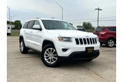 $9999 : 2015 Grand Cherokee Laredo 4WD thumbnail