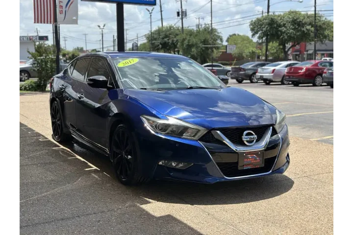 $17499 : 2017 Maxima 3.5 S image 4