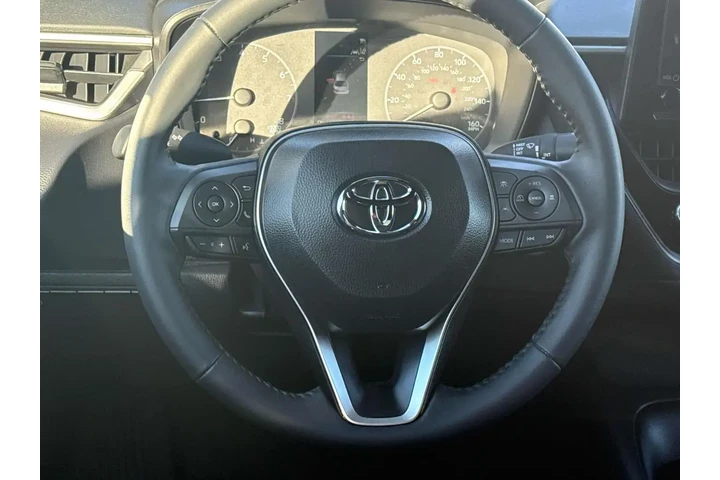$25673 : Toyota Corolla 2025 SE 4dr S image 9