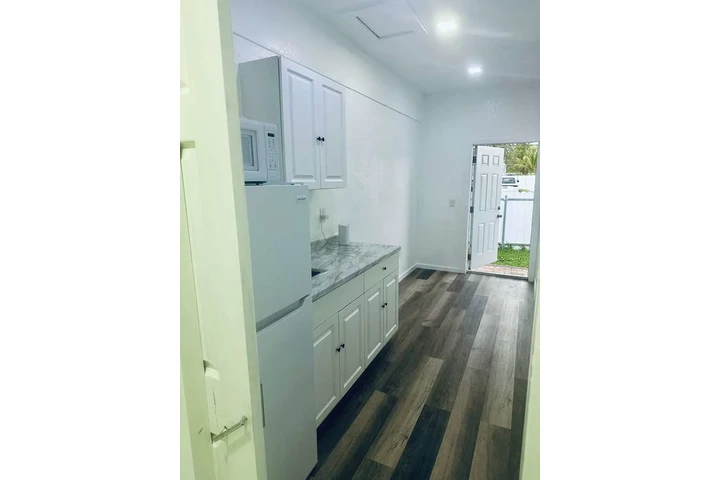 $1200 : Efficiency image 3