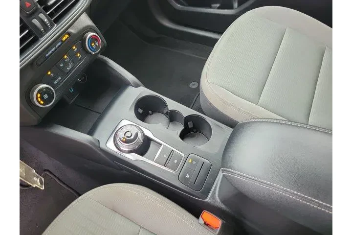 $15813 : Ford Escape 2020 S 4dr SUV image 8