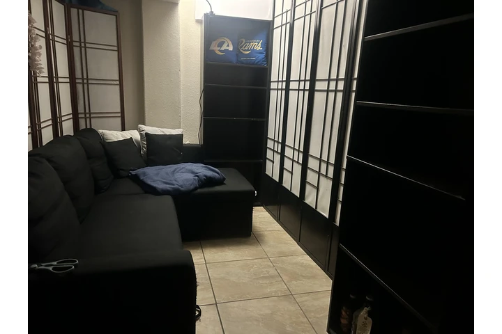 $629 : Sala estilo cuarto image 1