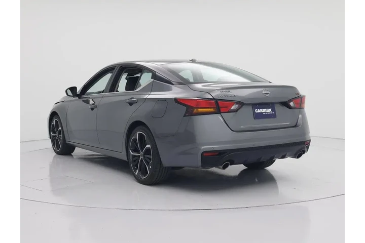 $21998 : Nissan Altima 2023 2.5 SR 4d image 2
