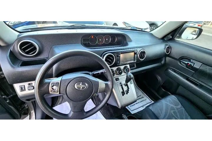 $9999 : 2015 xB image 9