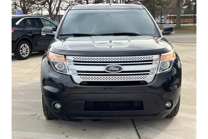 $12975 : Ford Explorer 2015 AWD XLT 4 image 8