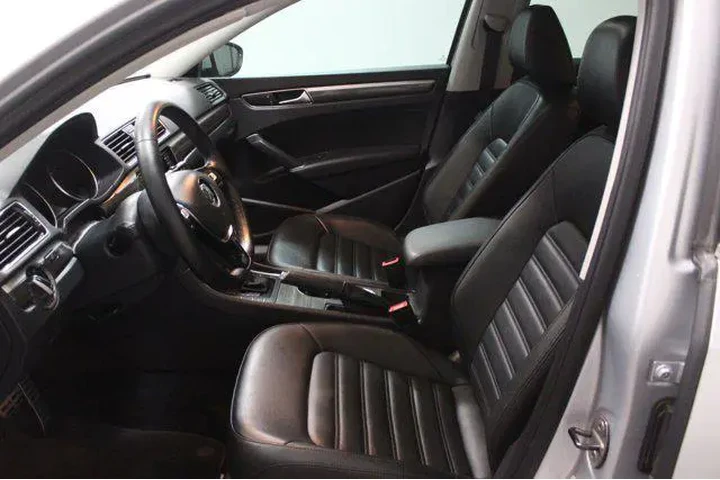 $20983 : Volkswagen Passat 2017 1.8T image 6