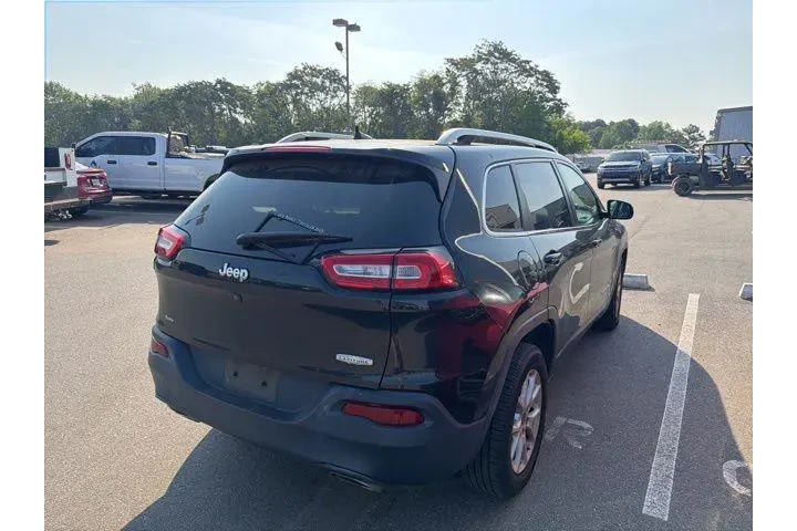 $13992 : Jeep Cherokee 2016 Latitude image 3
