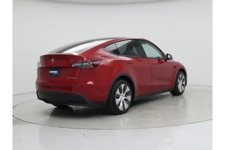 $28998 : Tesla Model Y 2022 AWD Long image 8
