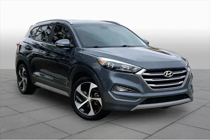 $12479 : Hyundai TUCSON 2018 Sport 4d image 3