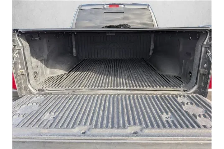 $35955 : Ram 1500 2019 4x4 Laramie 4d image 6