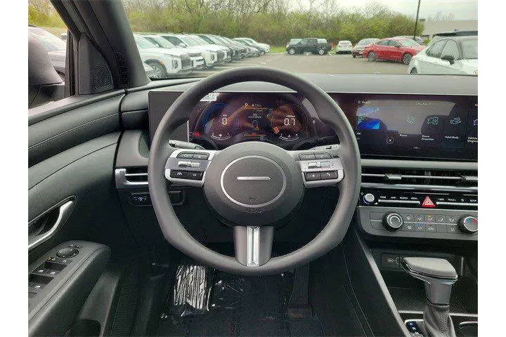 $30709 : Hyundai SANTA CRUZ 2025 SE 4 image 10