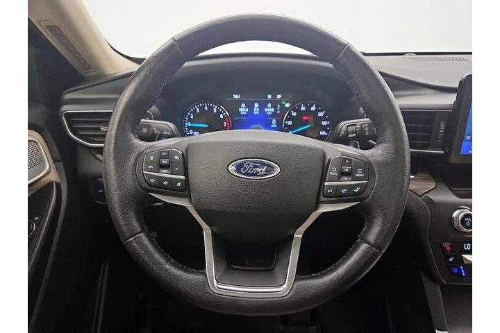 $27998 : Ford Explorer 2020 AWD Limit image 10