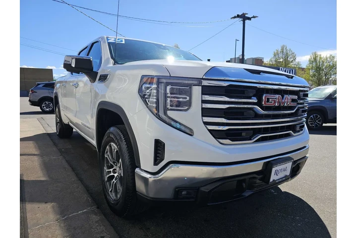 $46995 : 2025 GMC Sierra 1500 4WD Crew image 2