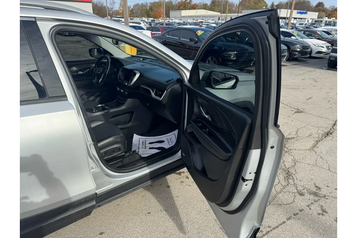 $11980 : 2019 GMC Terrain FWD 4dr SLT image 8