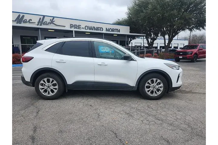 $22998 : Ford Escape 2023 Active 4dr image 2