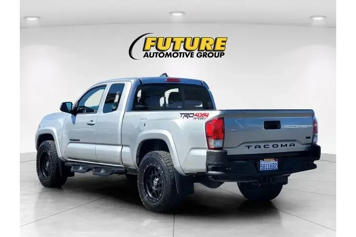 $29997 : Toyota Tacoma 2017 4x4 TRD O image 6