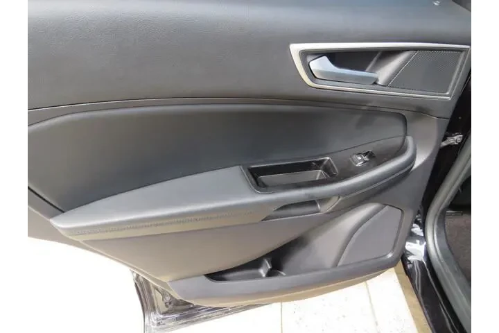 $20691 : Ford Edge 2020 SEL 4dr Cross image 7