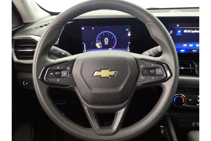 $23998 : Chevrolet Trailblazer 2025 L image 10