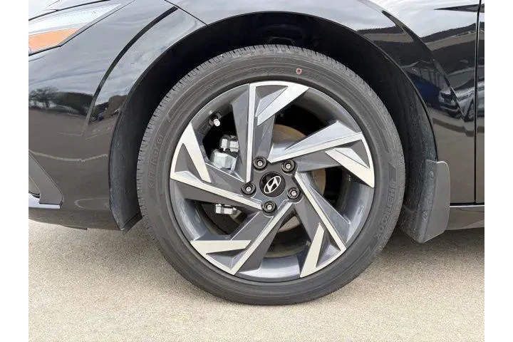 $27498 : Hyundai ELANTRA Hybrid 2025 image 8