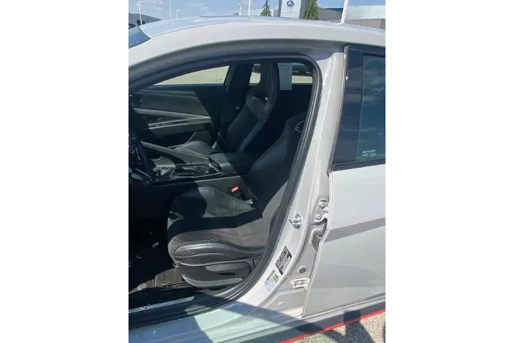 $26983 : Hyundai ELANTRA N 2023 4dr S image 5