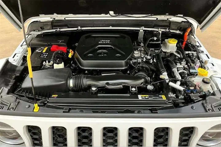 $34490 : Jeep Wrangler Unlimited 2022 image 10