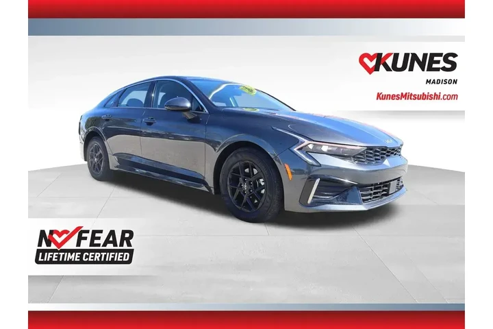 $22477 : Kia K5 2025 LXS 4dr Sedan image 1