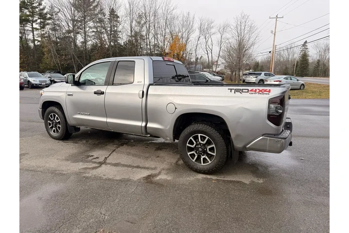 $29899 : Toyota Tundra 2019 4x4 SR5 4 image 9