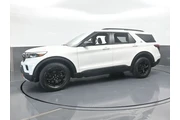$32268 : Ford Explorer 2023 AWD Timbe thumbnail