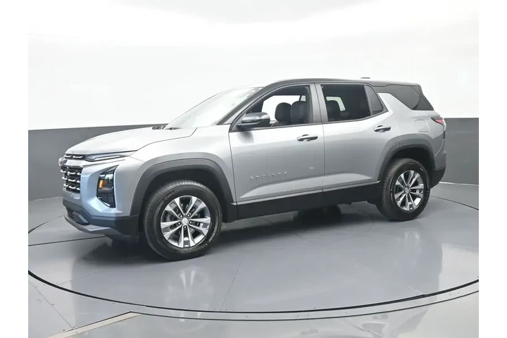 $23991 : Chevrolet Equinox 2025 LT 4d image 2