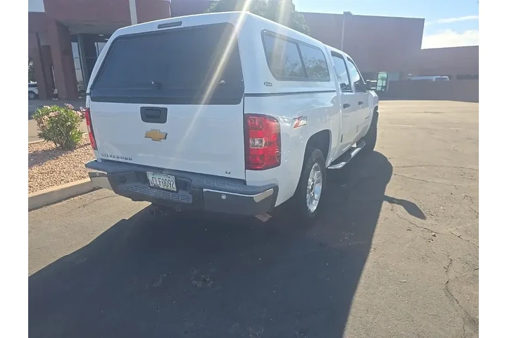 Chevrolet Silverado 1500 201 image 9