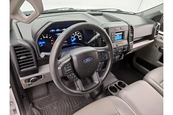 $18998 : Ford F-150 2015 4x2 XL 4dr S image 9