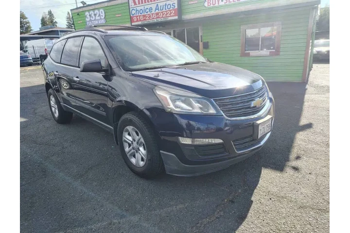 $7895 : 2015 Traverse LS image 2