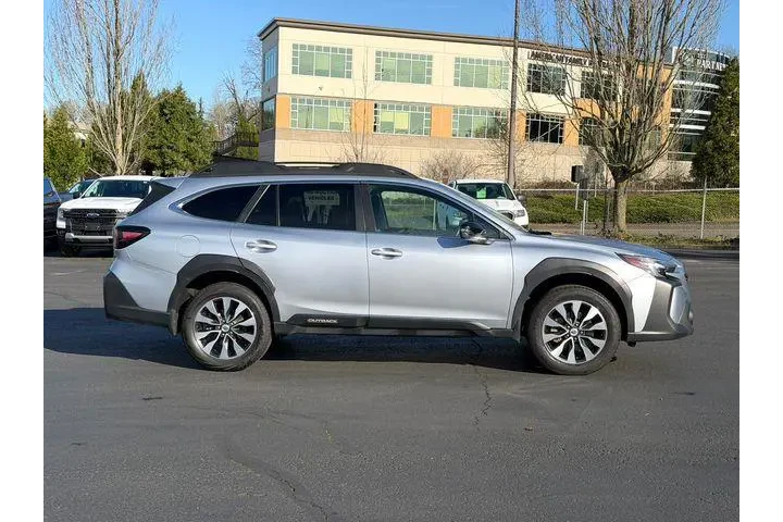 $28995 : Subaru Outback 2023 AWD Limi image 3